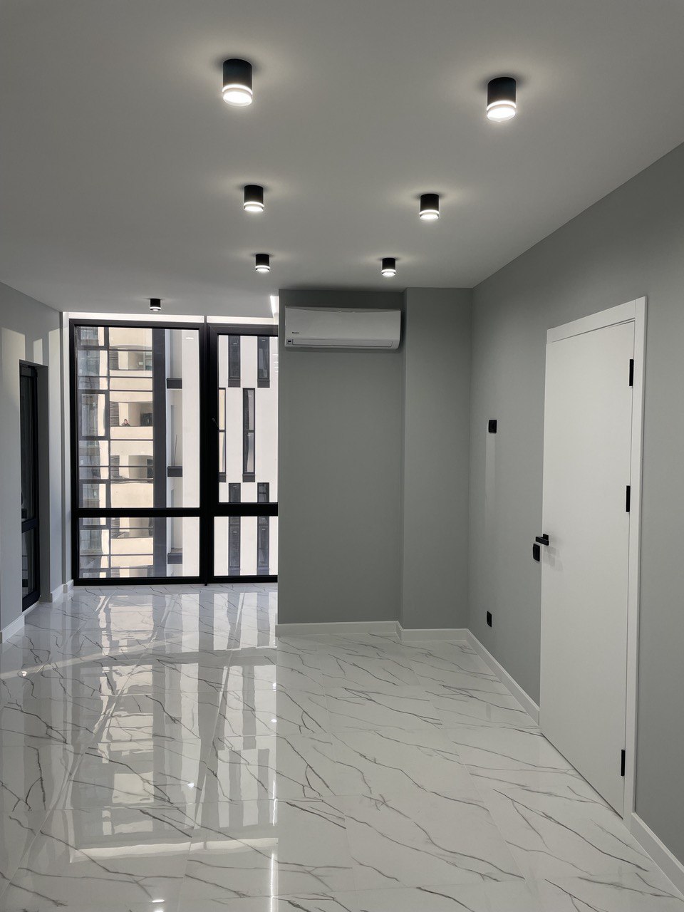 Apartment renovation in Limerick manhattan up